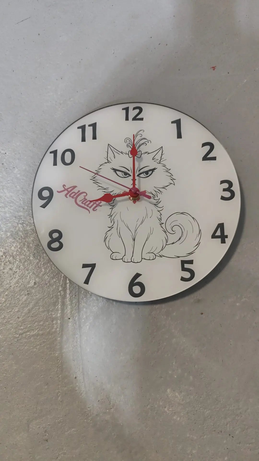 Orologio Ofelia – Cuties Cats by AdCraft e Duelle | Orologio da Parete Artigianale